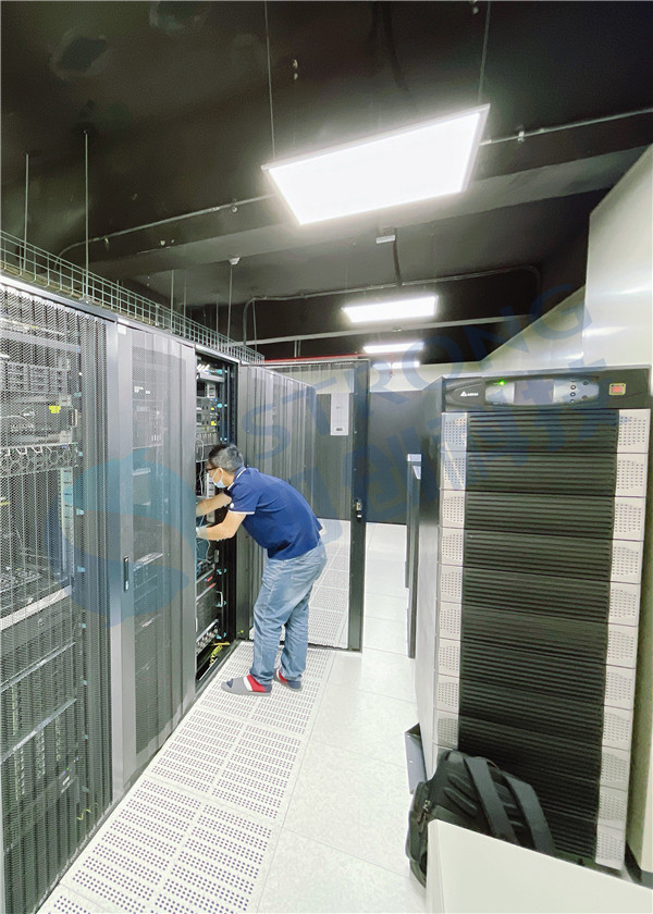 深圳市水务局机房服务器巡检.jpg